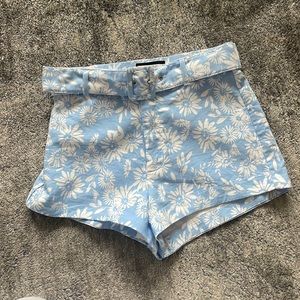 Zara shorts with adjustable belt